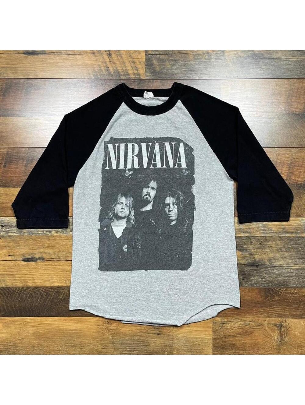 Rare 2014 Nirvana Shirt 3/4 Sleeve Baseball Raglan Tee Size Small